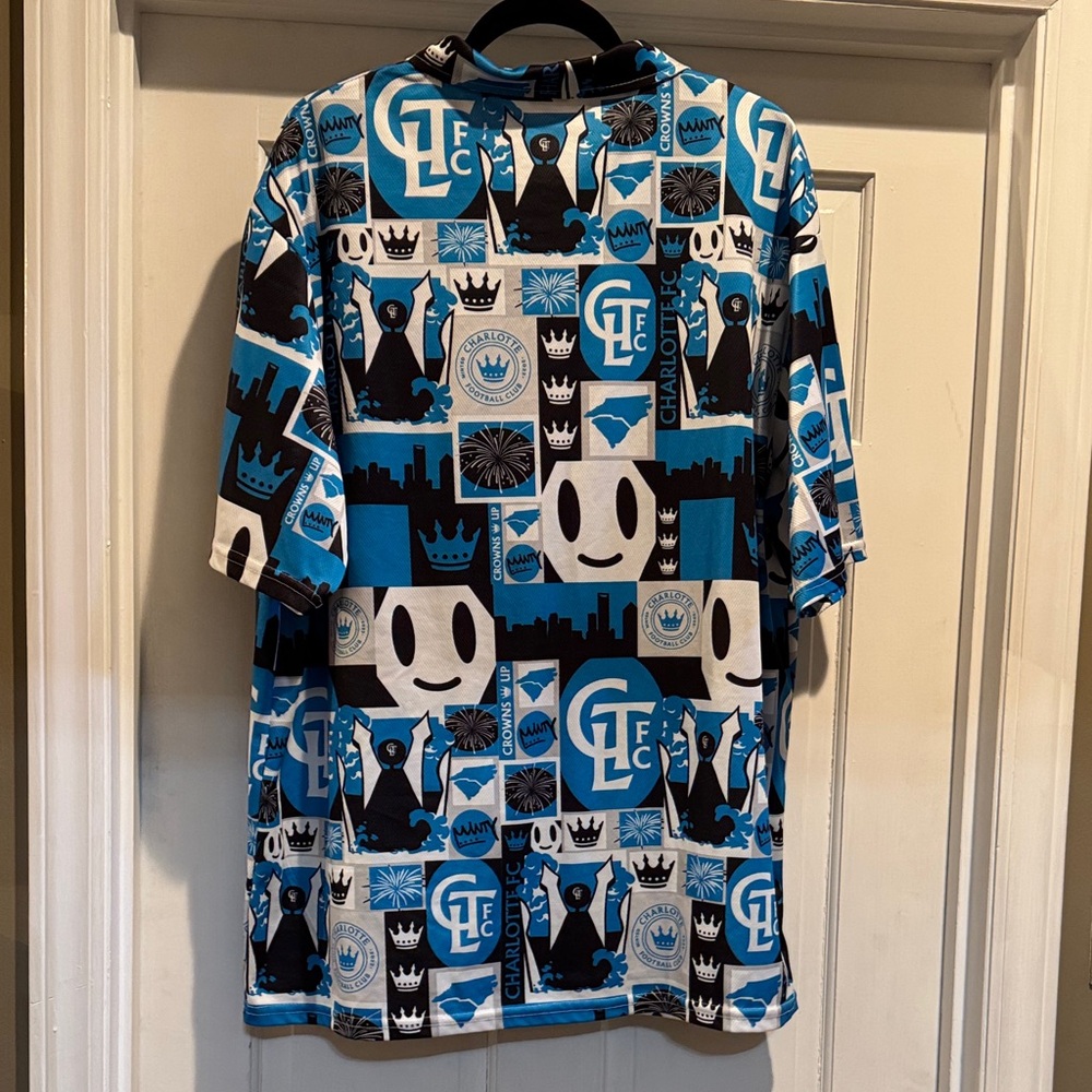 Charlotte FC button down Hawaiian style shirt, XL - Picture 3 of 4
